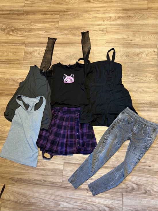 Dolls Kill Tops - Bundle lot set of 5 purple black goth Y2K Hot Topic Ringer Baby T-Shirt XS